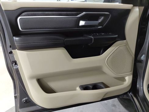 Used 2019 RAM 1500 Big Horn AWD/4WD image 4