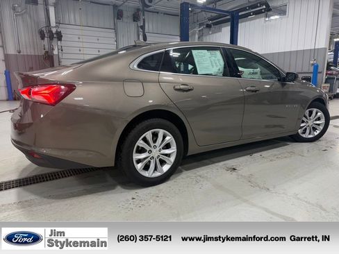 Used 2020 Chevrolet Malibu LT FWD image 14