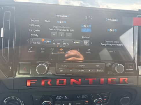 Used 2026 Nissan Frontier PRO-4X w/ Tow Package AWD/4WD image 21