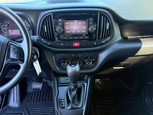 Used 2021 RAM ProMaster City Tradesman FWD image 16