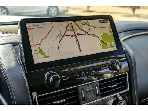 Used 2024 INFINITI QX80 Luxe image 23