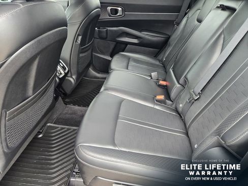 Certified 2025 Kia Sorento S FWD image 28