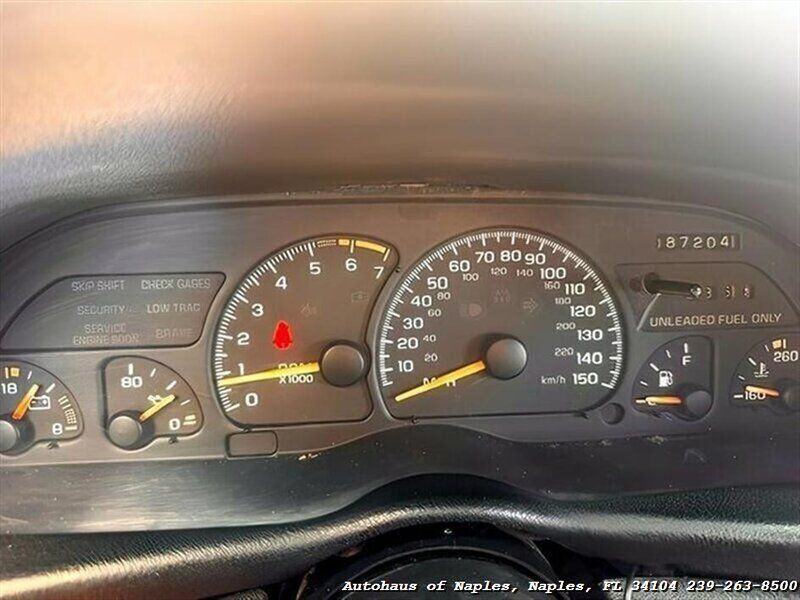 Used 1995 Chevrolet Camaro Z28 RWD image 11