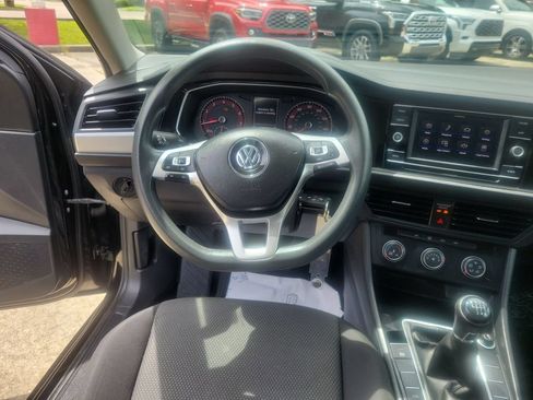 Used 2020 Volkswagen Jetta S FWD image 18