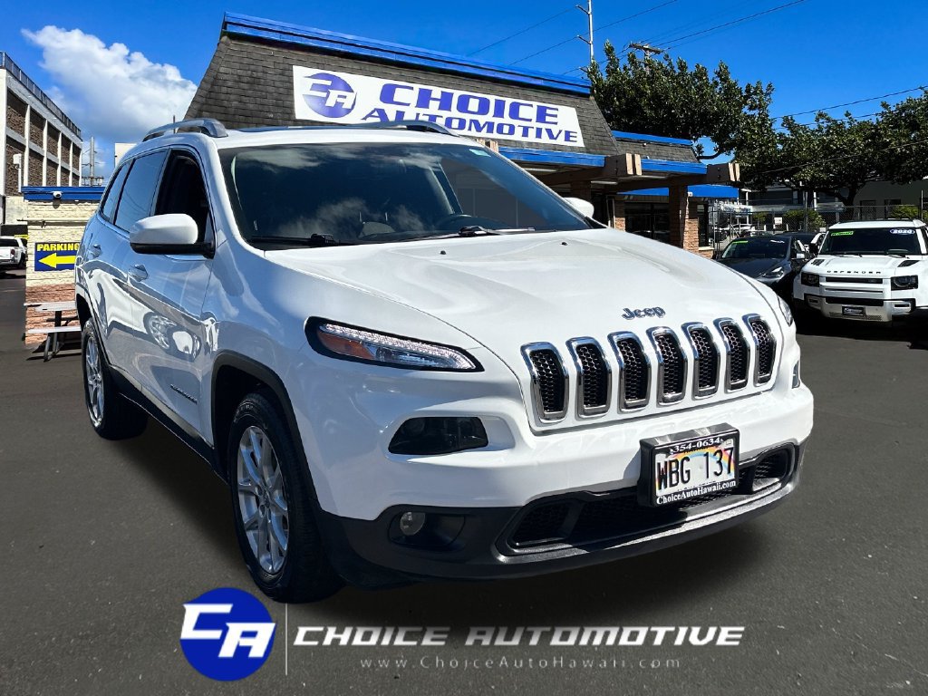 Used 2017 Jeep Cherokee Latitude w/ Comfort/Convenience Group FWD image 10