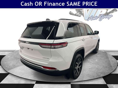 Used 2025 Jeep Grand Cherokee Limited w/ MOPAR Finishing Package AWD/4WD image 6