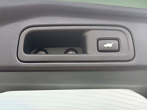 Used 2022 Honda Pilot Black Edition image 32