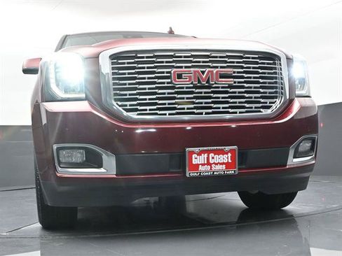 Used 2018 GMC Yukon Denali w/ Open Road Package RWD image 36