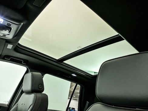 New 2026 GMC Yukon Denali w/ Sun & Power Step Package image 10