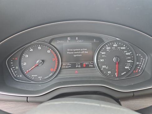 Used 2023 Audi Q5 2.0T Premium w/ Convenience Package AWD/4WD image 16