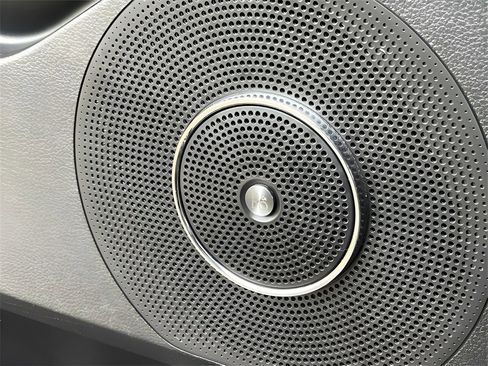 Used 2019 Ford Expedition Limited image 38