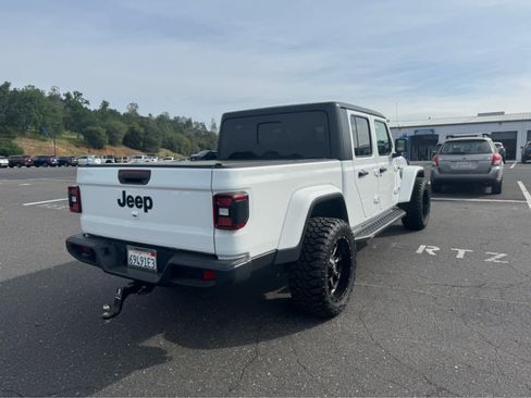 Used 2021 Jeep Gladiator Sport image 5