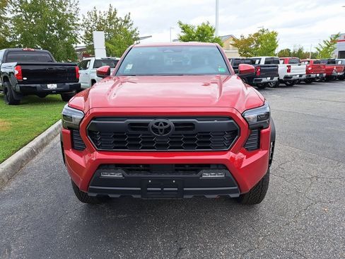 New 2025 Toyota Tacoma image 3