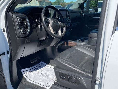 Used 2020 GMC Sierra 3500 Denali w/ Denali Ultimate Package AWD/4WD image 20