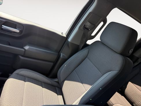 New 2026 Chevrolet Silverado 1500 Custom Trail Boss w/ LPO, Dark Essentials Package AWD/4WD image 14