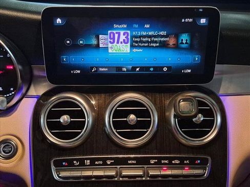Used 2020 Mercedes-Benz GLC 300 image 18