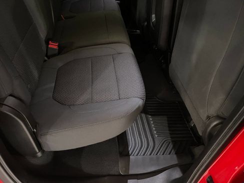 Used 2021 Chevrolet Silverado 1500 Custom image 27