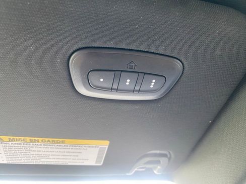 Used 2022 RAM 1500 Laramie w/ Sport Appearance Package AWD/4WD image 26