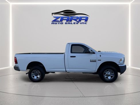 Used 2015 RAM 2500 Tradesman w/ Chrome Appearance Group image 8