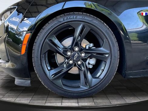 Used 2021 Chevrolet Camaro LT w/ RS Package image 28