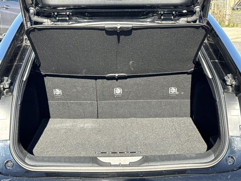 Used 2024 Toyota Prius XLE image 29