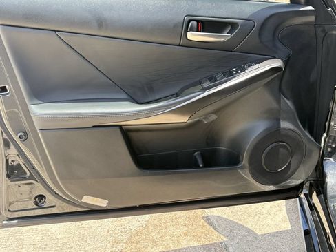 Used 2022 Lexus IS 350 F Sport RWD image 10