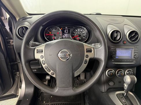 Used 2011 Nissan Rogue SV w/ Premium Pkg AWD/4WD image 16