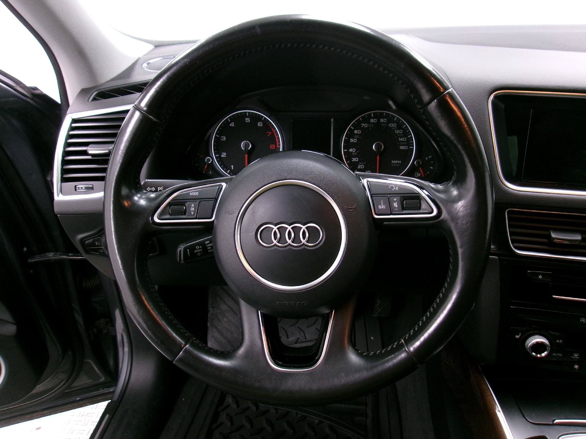 Used 2017 Audi Q5 3.0T Premium Plus w/ Technology Package AWD/4WD image 11