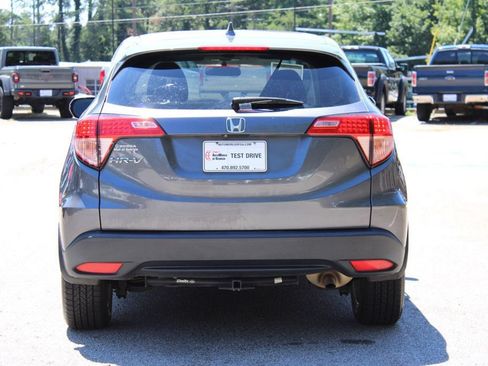 Used 2017 Honda HR-V EX image 7
