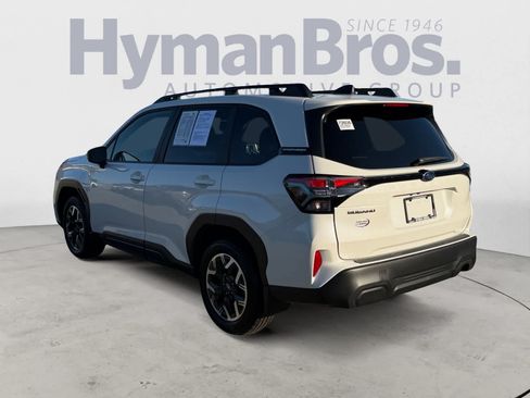 Used 2026 Subaru Forester Premium AWD/4WD image 6