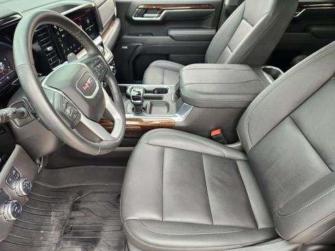 Used 2025 GMC Sierra 1500 Elevation w/ Elevation Premium Package RWD image 13