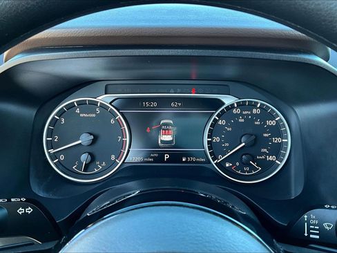 Used 2023 Nissan Rogue SV image 14