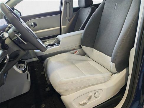 New 2026 Hyundai Ioniq 9 SE AWD/4WD image 4