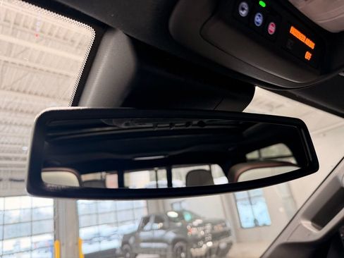 Used 2024 GMC Canyon AT4X image 47