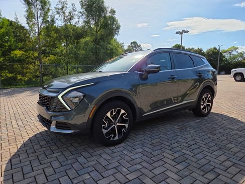 Used 2023 Kia Sportage EX w/ EX Premium Package AWD/4WD image 3