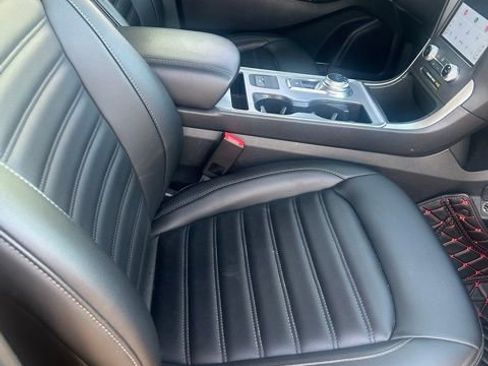 Used 2021 Ford Edge SEL w/ Convenience Package image 13