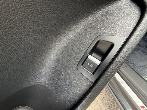 Used 2022 Audi SQ7 Prestige w/ Prestige Package image 29