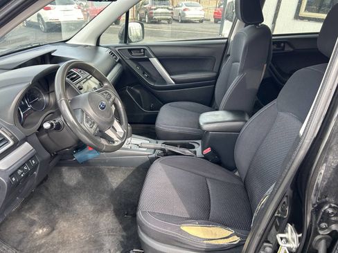 Used 2018 Subaru Forester 2.5i Premium image 12