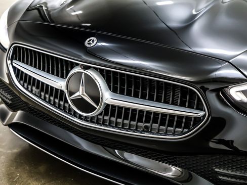 New 2026 Mercedes-Benz C 300 Sedan image 13