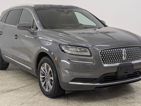 Used 2022 Lincoln Nautilus Reserve w/ Luxury Package image 7