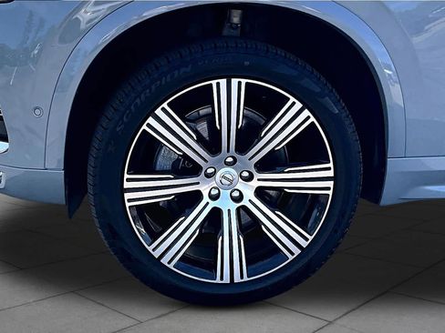 Certified 2025 Volvo XC90 B6 Plus w/ Protection Package Premier AWD/4WD image 11