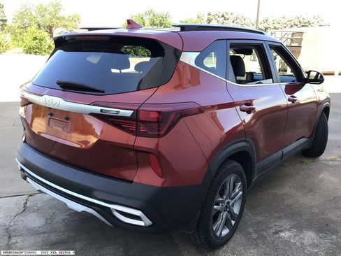 Used 2022 Kia Seltos S FWD image 4
