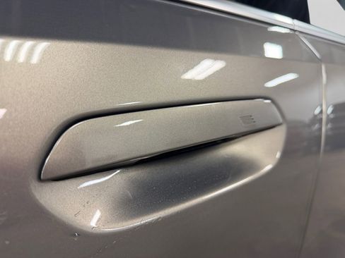 Used 2024 BMW 530i xDrive w/ Convenience Package image 39