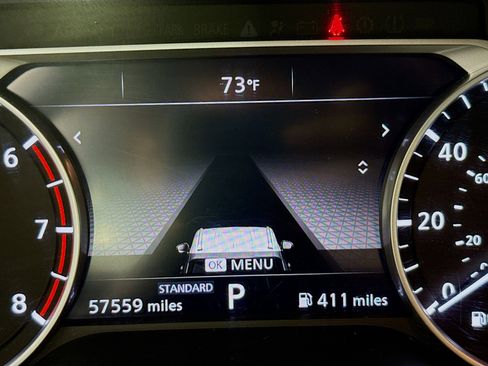 Used 2024 Nissan Rogue SV FWD image 13
