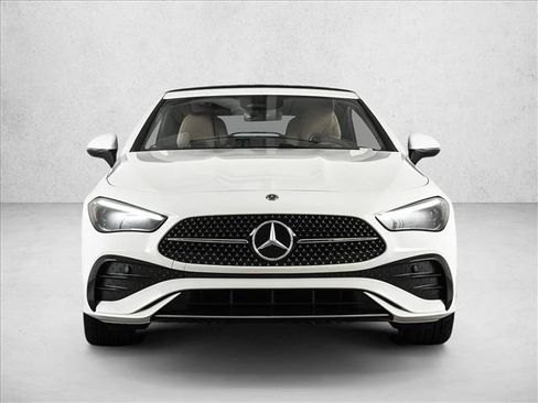 Used 2024 Mercedes-Benz CLE 300 4MATIC Cabriolet image 2