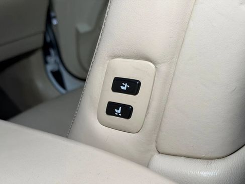 Used 2015 Lexus LS 460 L AWD/4WD image 25