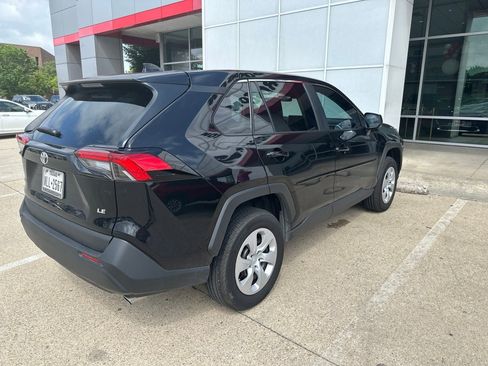Used 2025 Toyota RAV4 LE FWD image 5