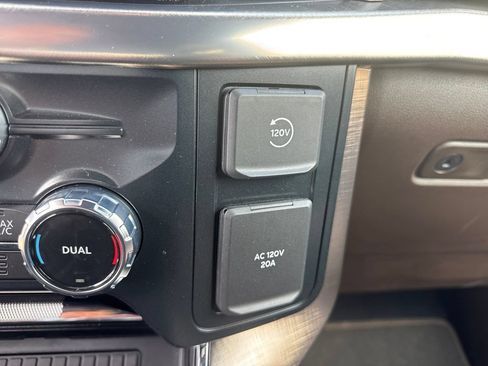 Used 2025 Ford F150 King Ranch AWD/4WD image 24