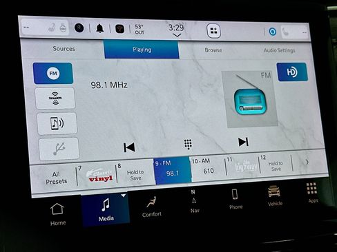 Used 2023 Jeep Grand Cherokee Limited w/ Luxury Tech Group II image 21