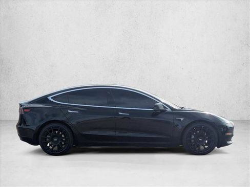 Used 2020 Tesla Model 3 Long Range image 4